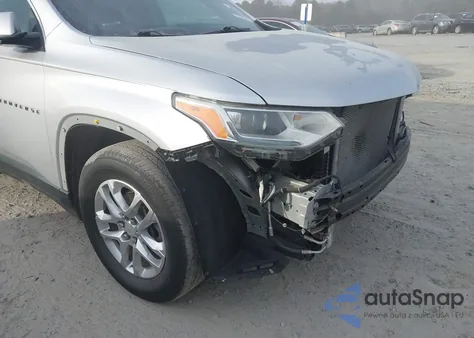 2020 Chevrolet Traverse Fwd Ls z USA, uszkodzony, nr VIN 1GNERFKW8LJ271216